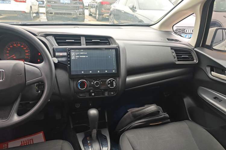 Used Honda Fit 2018 1.5L CVT Comfort Version Audio And AC Panel