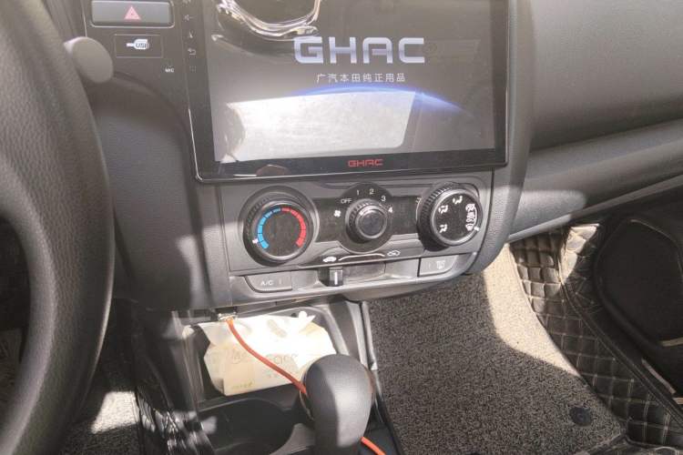 Used Honda Fit 2018 1.5L CVT Comfort Sunroof Version Audio And AC Panel