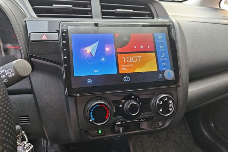 Used Honda Fit 2018 1.5L CVT Comfort Sunroof Version Audio And AC Panel