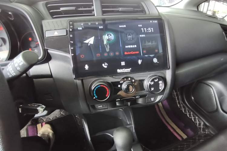 Used Honda Fit 2018 1.5L CVT Comfort Sunroof Version Audio And AC Panel