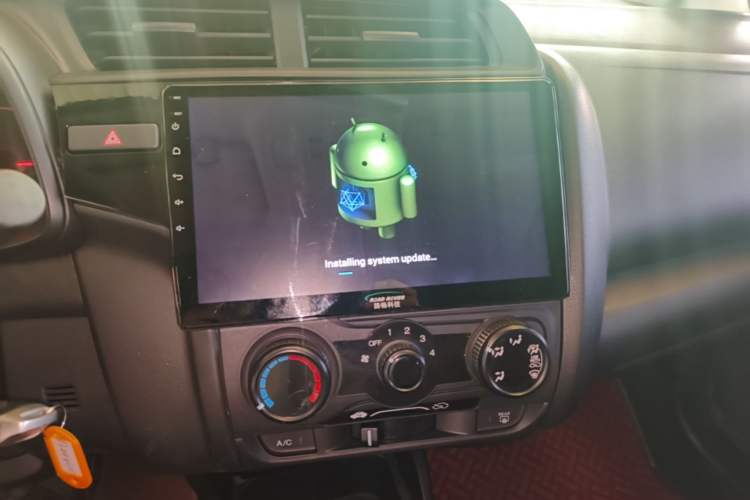 Used Honda Fit 2018 1.5L CVT Comfort Sunroof Version Audio And AC Panel