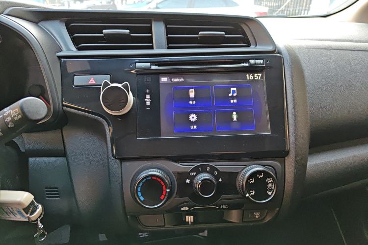 Used Honda Fit 2018 1.5L CVT Comfort Sunroof Version Audio And AC Panel