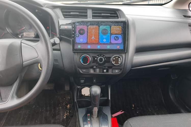 Used Honda Fit 2018 1.5L CVT Comfort Version Audio And AC Panel