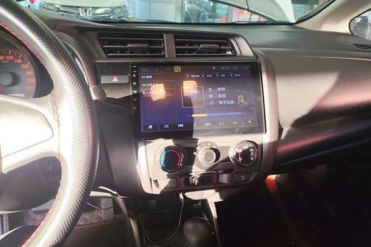 Used Honda Fit 2018 1.5L CVT Comfort Sunroof Version Audio And AC Panel