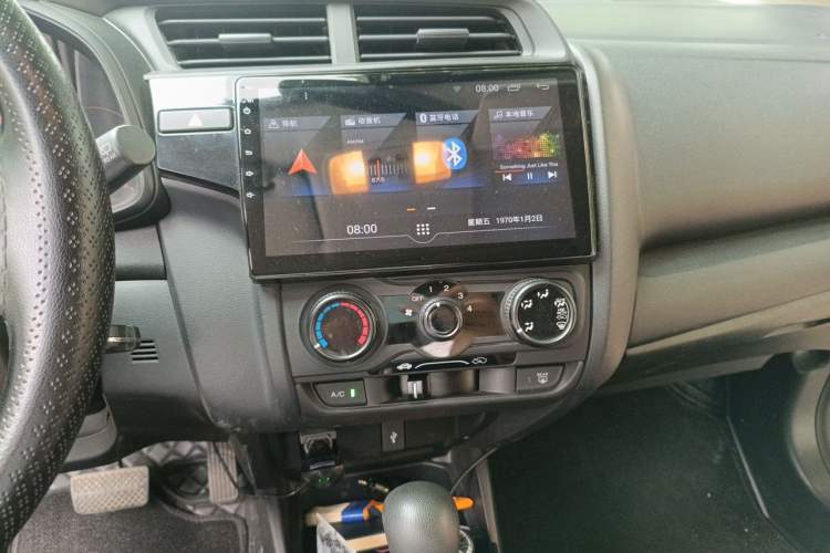Used Honda Fit 2018 1.5L CVT Comfort Sunroof Version Audio And AC Panel