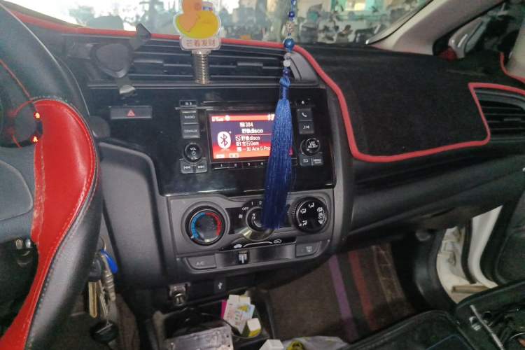 Used Honda Fit 2018 1.5L Manual Comfort Version Audio And AC Panel