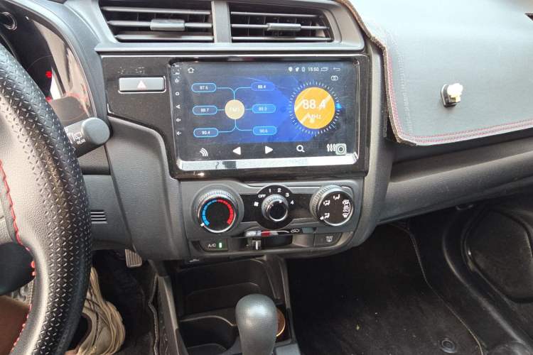 Used Honda Fit 2018 1.5L CVT Comfort Version Audio And AC Panel
