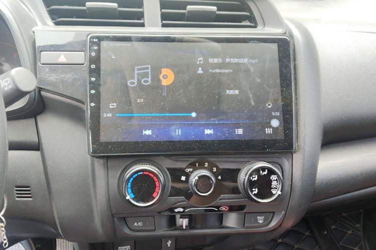 Used Honda Fit 2018 1.5L CVT Comfort Sunroof Version Audio And AC Panel