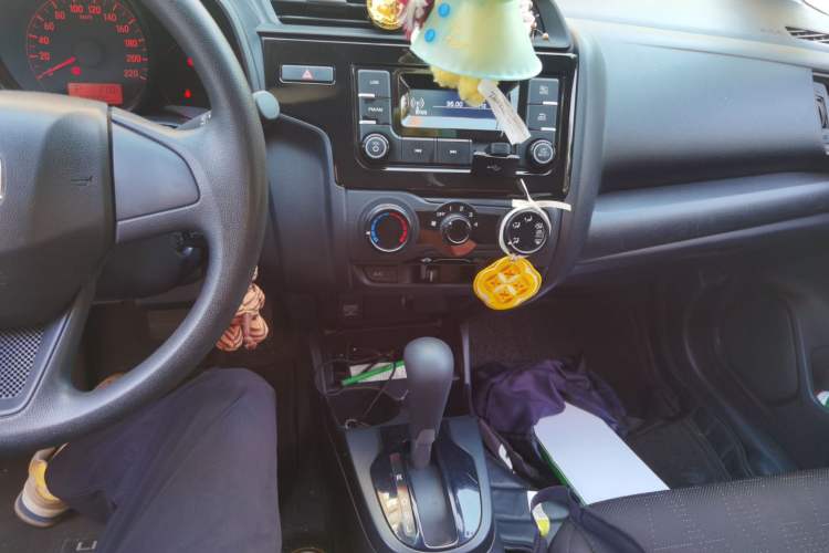 Used Honda Fit 2018 1.5L CVT Comfort Version Audio And AC Panel