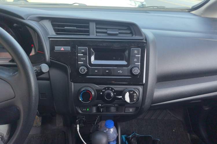 Used Honda Fit 2018 1.5L CVT Comfort Version Audio And AC Panel