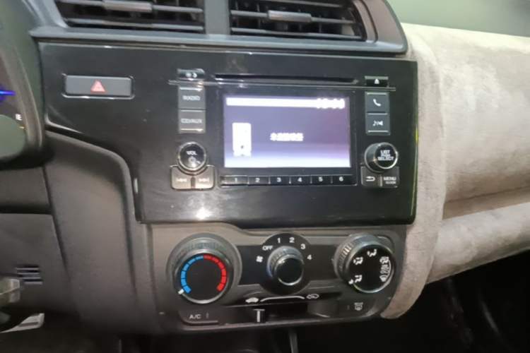 Used Honda Fit 2018 1.5L CVT Comfort Version Audio And AC Panel