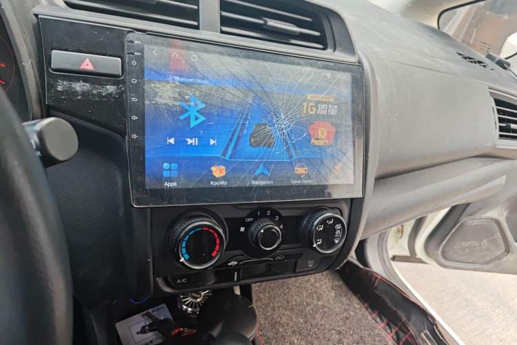Used Honda Fit 2018 1.5L CVT Comfort Sunroof Version Audio And AC Panel