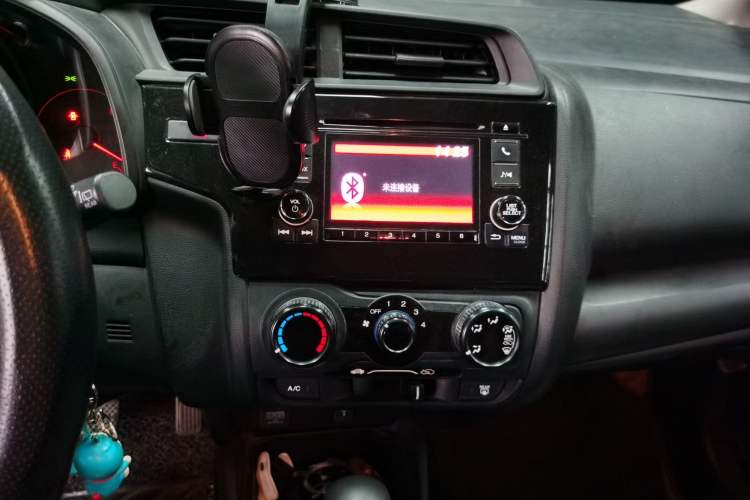 Used Honda Fit 2018 1.5L CVT Comfort Version Audio And AC Panel