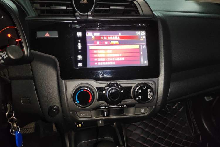 Used Honda Fit 2018 1.5L CVT Comfort Version Audio And AC Panel