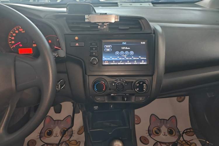 Used Honda Fit 2018 1.5L Manual Comfort Version Audio And AC Panel