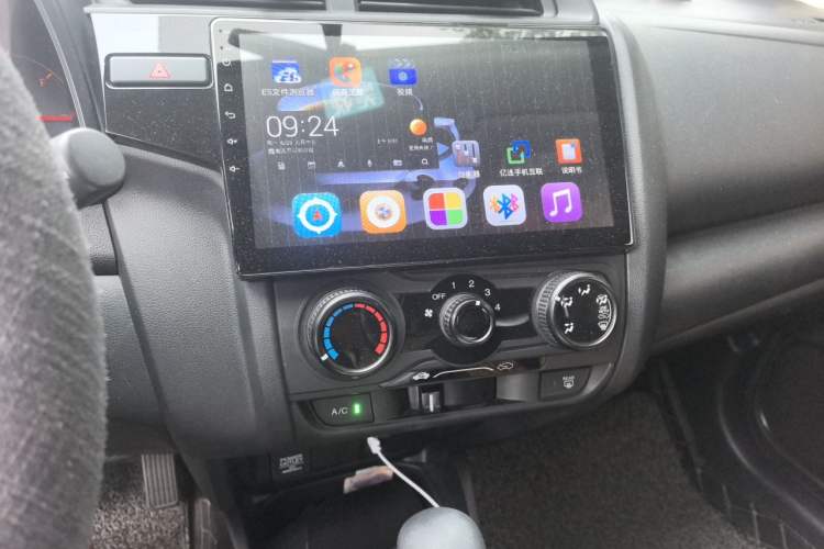Used Honda Fit 2018 1.5L CVT Comfort Version Audio And AC Panel