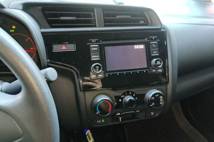 Used Honda Fit 2018 1.5L CVT Comfort Version Audio And AC Panel