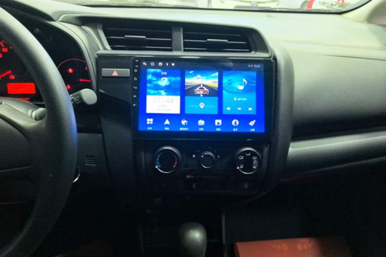 Used Honda Fit 2018 1.5L CVT Comfort Version Audio And AC Panel
