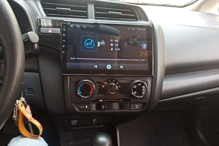 Used Honda Fit 2018 1.5L CVT Comfort Version Audio And AC Panel
