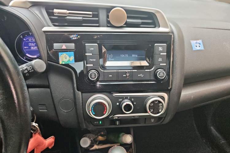 Used Honda Fit 2018 1.5L CVT Trendy Run+ Edition Audio And AC Panel