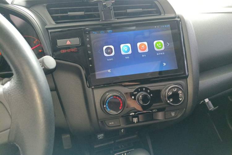 Used Honda Fit 2018 1.5L CVT Comfort Sunroof Version Audio And AC Panel