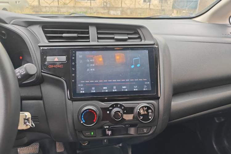 Used Honda Fit 2018 1.5L CVT Comfort Sunroof Version Audio And AC Panel