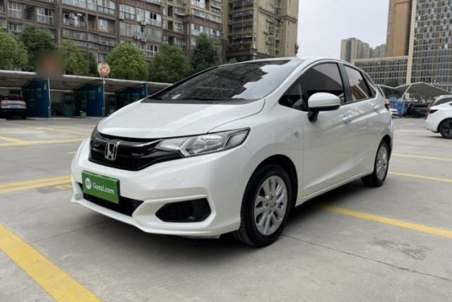Used Honda Fit 2018 1.5L CVT Comfort Sunroof Version
