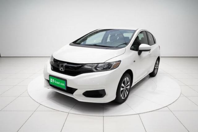 Ojetý Honda Fit 2018 1.5L CVT Comfort Sunroof Version