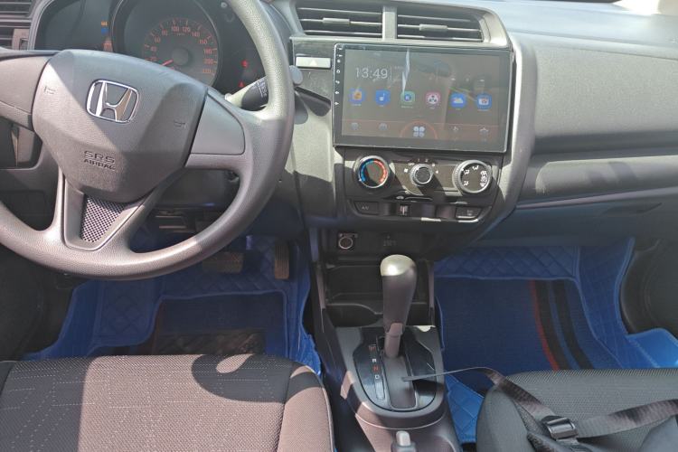 Used Honda Fit 2018 1.5L CVT Comfort Version Center Console