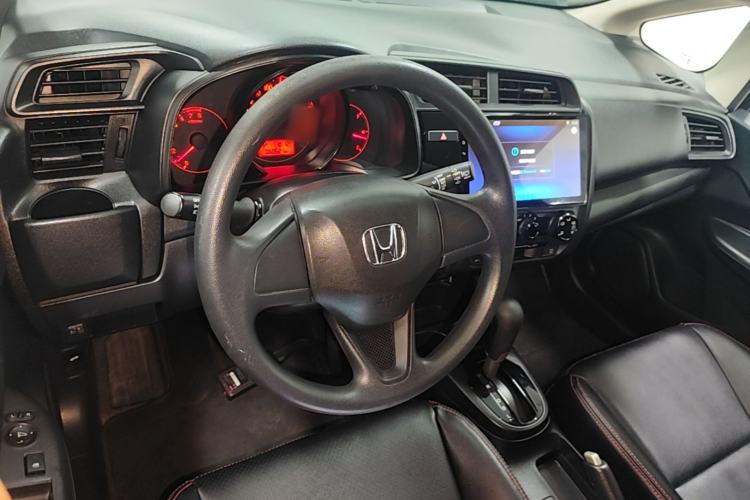 Used Honda Fit 2018 1.5L CVT Comfort Sunroof Version Center Console