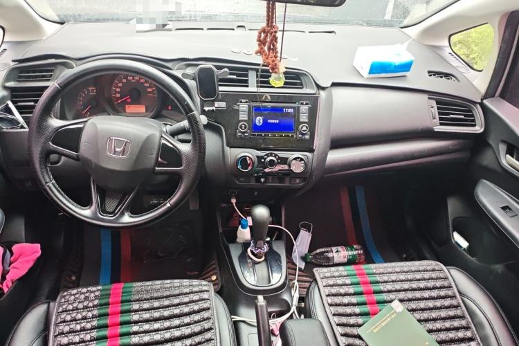 Used Honda Fit 2018 1.5L CVT Comfort Version Center Console