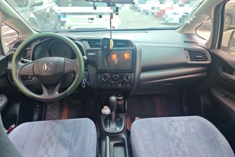 Used Honda Fit 2018 1.5L CVT Comfort Sunroof Version Center Console