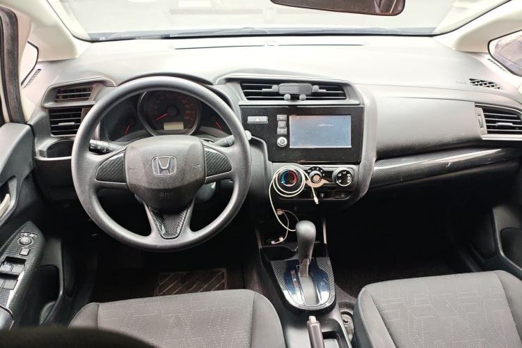 Used Honda Fit 2018 1.5L CVT Comfort Version Center Console