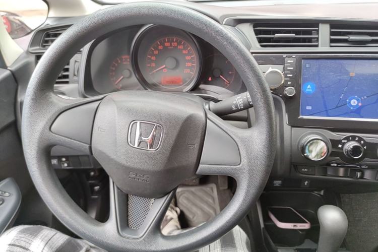 Used Honda Fit 2018 1.5L CVT Comfort Version Center Console