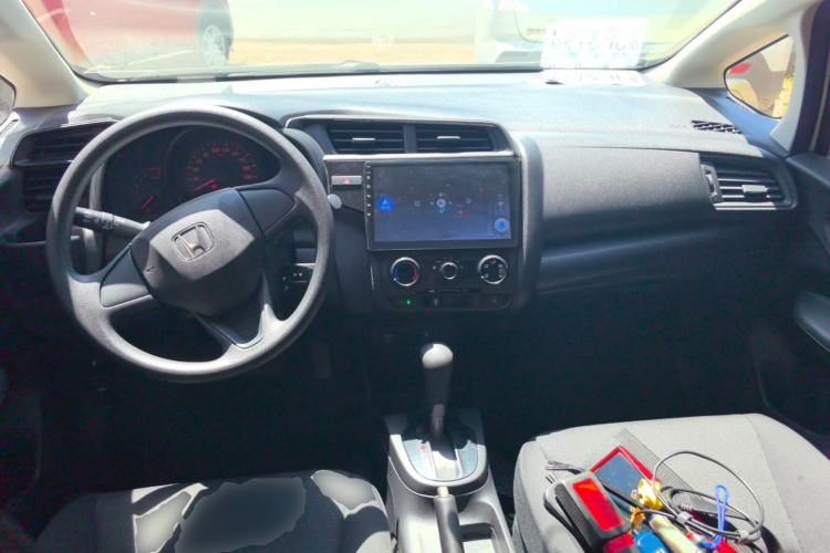 Used Honda Fit 2018 1.5L CVT Comfort Sunroof Version Center Console