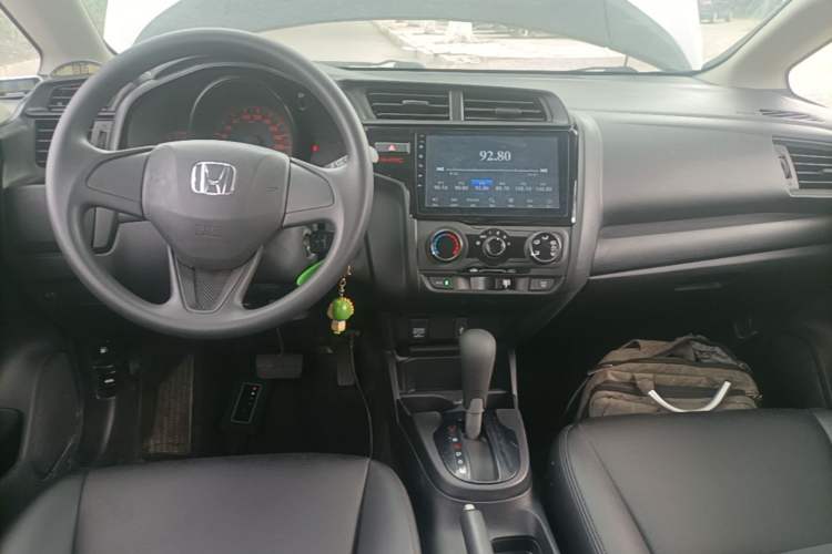 Used Honda Fit 2018 1.5L CVT Comfort Version Center Console