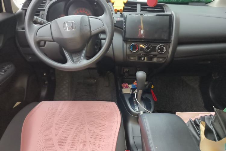 Used Honda Fit 2018 1.5L CVT Comfort Version Center Console