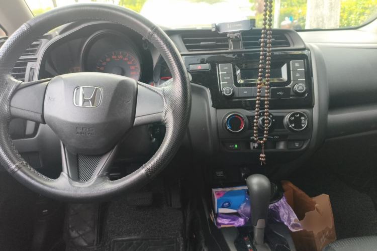 Used Honda Fit 2018 1.5L CVT Comfort Version Center Console