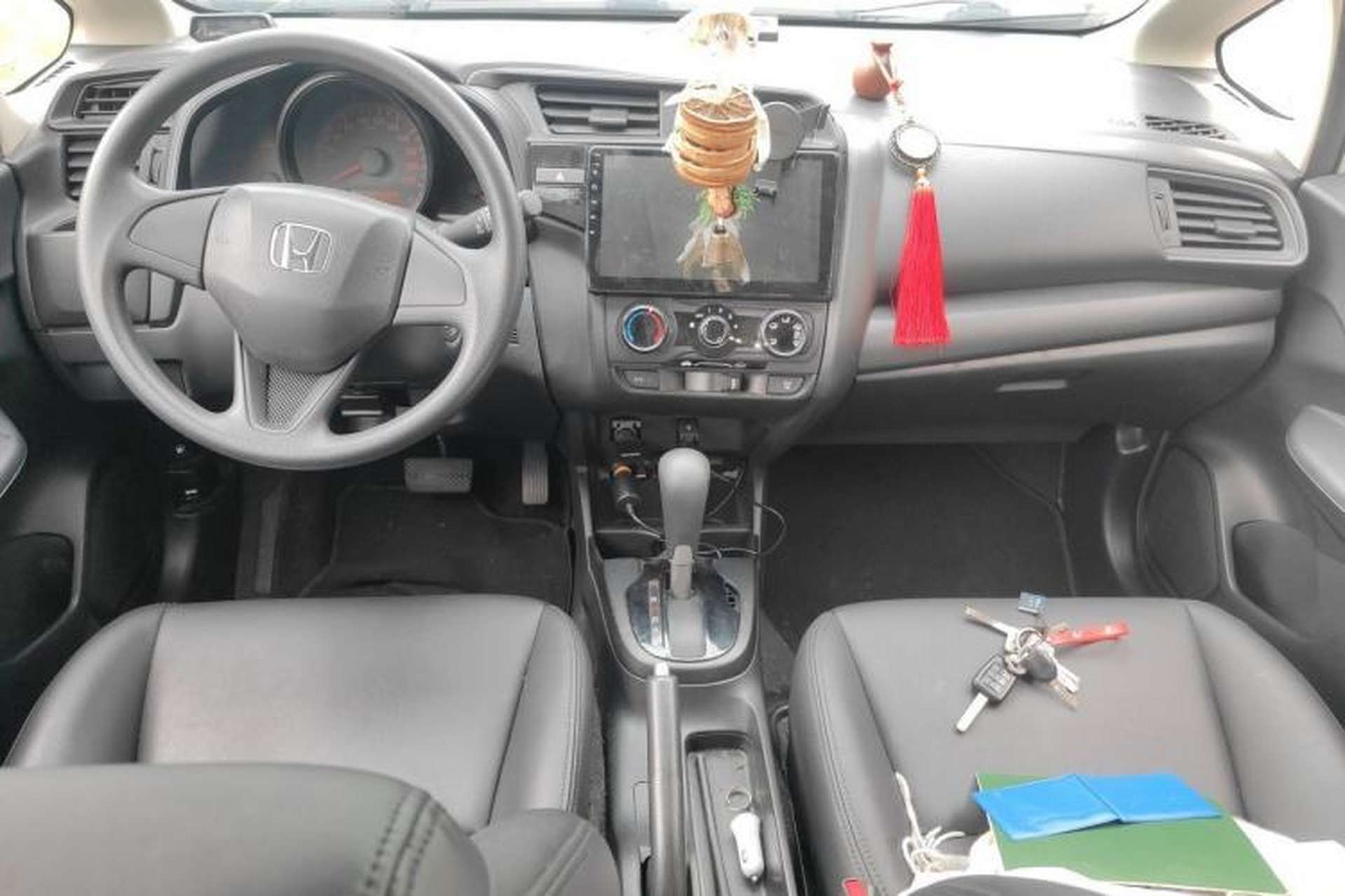 Used Honda Fit 2018 1.5L CVT Comfort Sunroof Version Center Console
