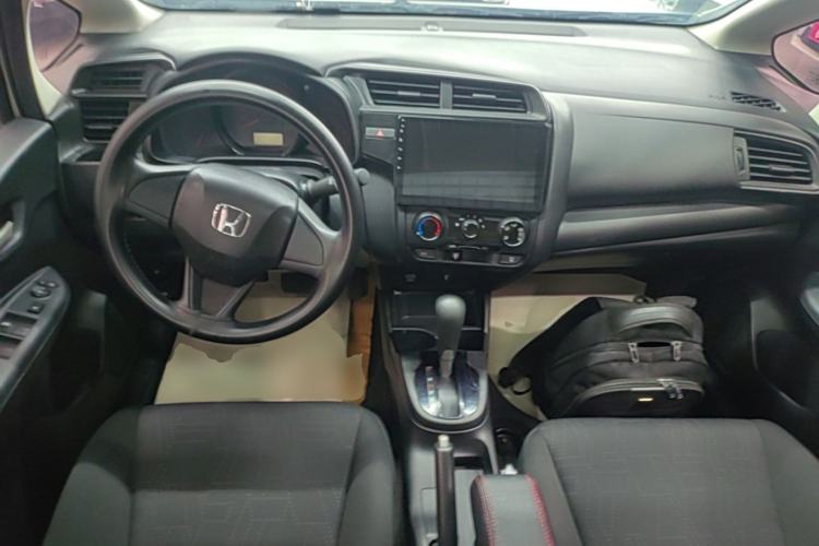 Used Honda Fit 2018 1.5L CVT Comfort Sunroof Version Center Console