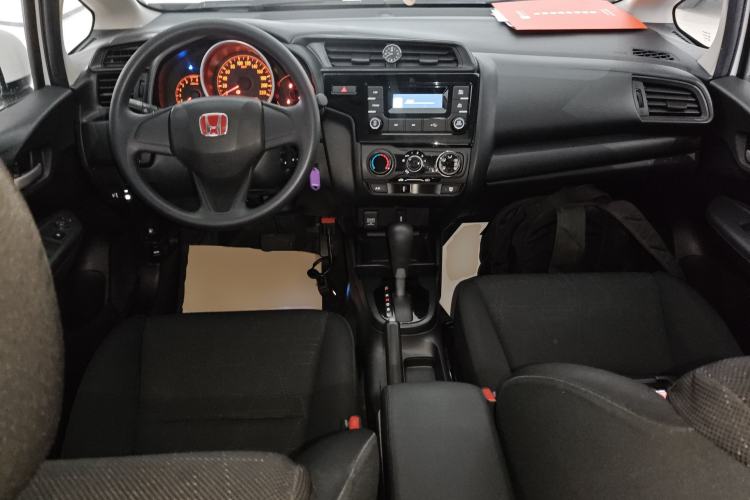 Used Honda Fit 2018 1.5L CVT Comfort Sunroof Version Center Console