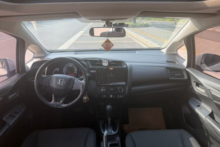Used Honda Fit 2018 1.5L CVT Comfort Sunroof Version Center Console