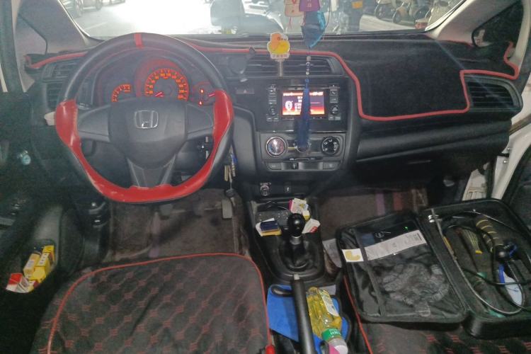 Used Honda Fit 2018 1.5L Manual Comfort Version Center Console