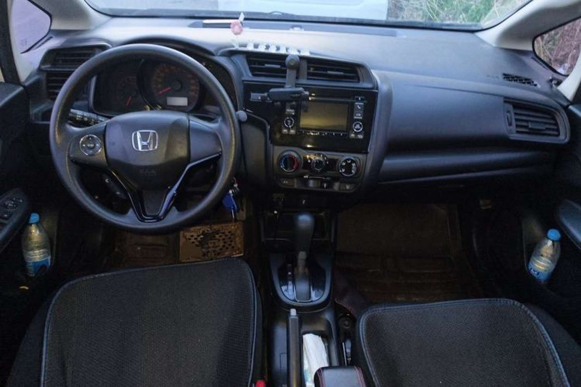 Used Honda Fit 2018 1.5L CVT Comfort Sunroof Version Center Console