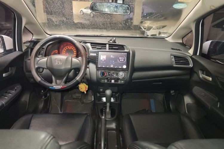 Used Honda Fit 2018 1.5L CVT Comfort Sunroof Version Center Console