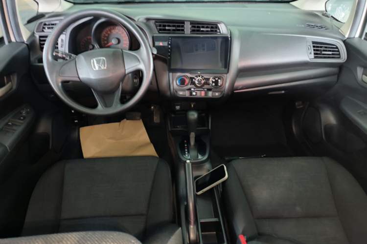 Used Honda Fit 2018 1.5L CVT Comfort Sunroof Version Center Console