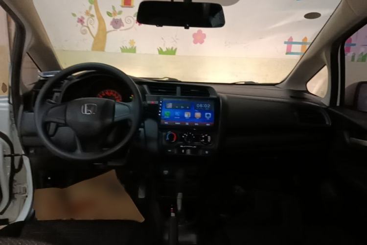 Used Honda Fit 2018 1.5L CVT Comfort Version Center Console