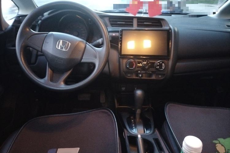 Used Honda Fit 2018 1.5L CVT Comfort Sunroof Version Center Console
