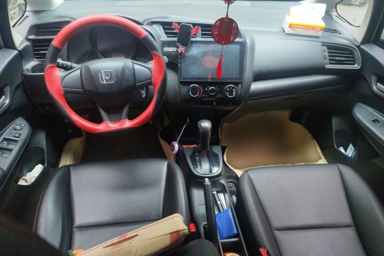 Used Honda Fit 2018 1.5L CVT Comfort Sunroof Version Center Console
