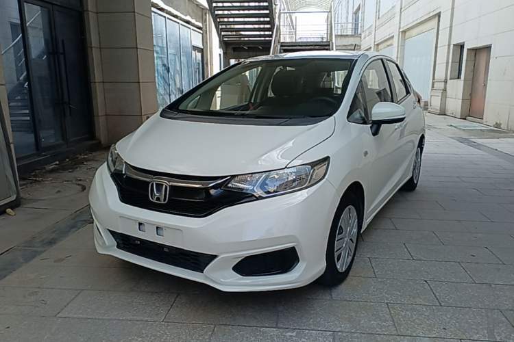 Used Honda Fit 2018 1.5L CVT Comfort Version Guazi used car, China used car export, Used car for sale, Used cars, Cheapest cars for sale